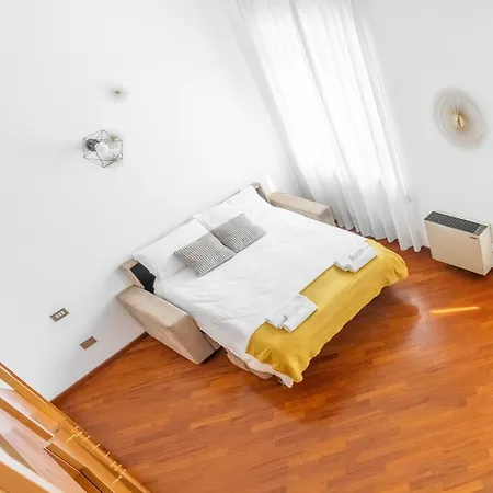 Luxurious - Wifi & Ac Free * Mediolan